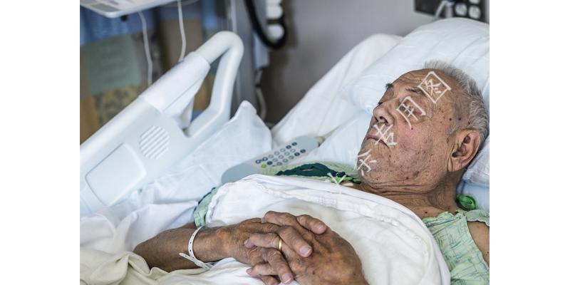 和异性有亲密关系后怎么处理,两个有家庭的异性该怎么相处