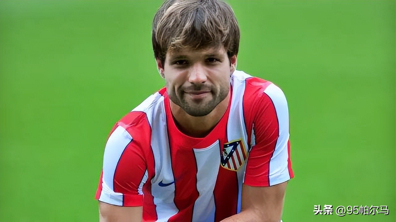 与皮耶罗暗战，与马加特斗狠，37岁退役的豪门过客始终无缘世界杯