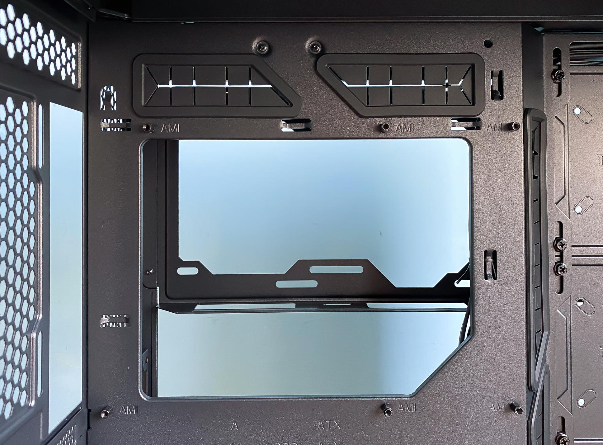 华硕tuf502机箱评测,tuf502弹药库风道布置教程