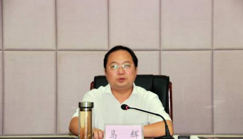 挑战水下吉尼斯,挑战吉尼斯纪录用鼻子喝水