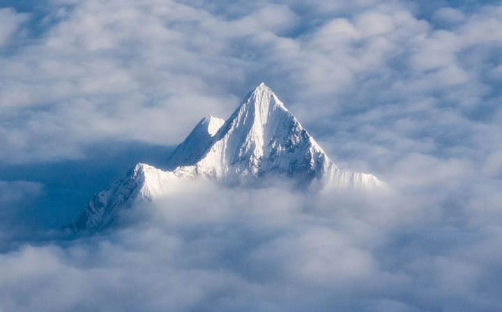 目前珠峰高度是多少,珠峰高度变化