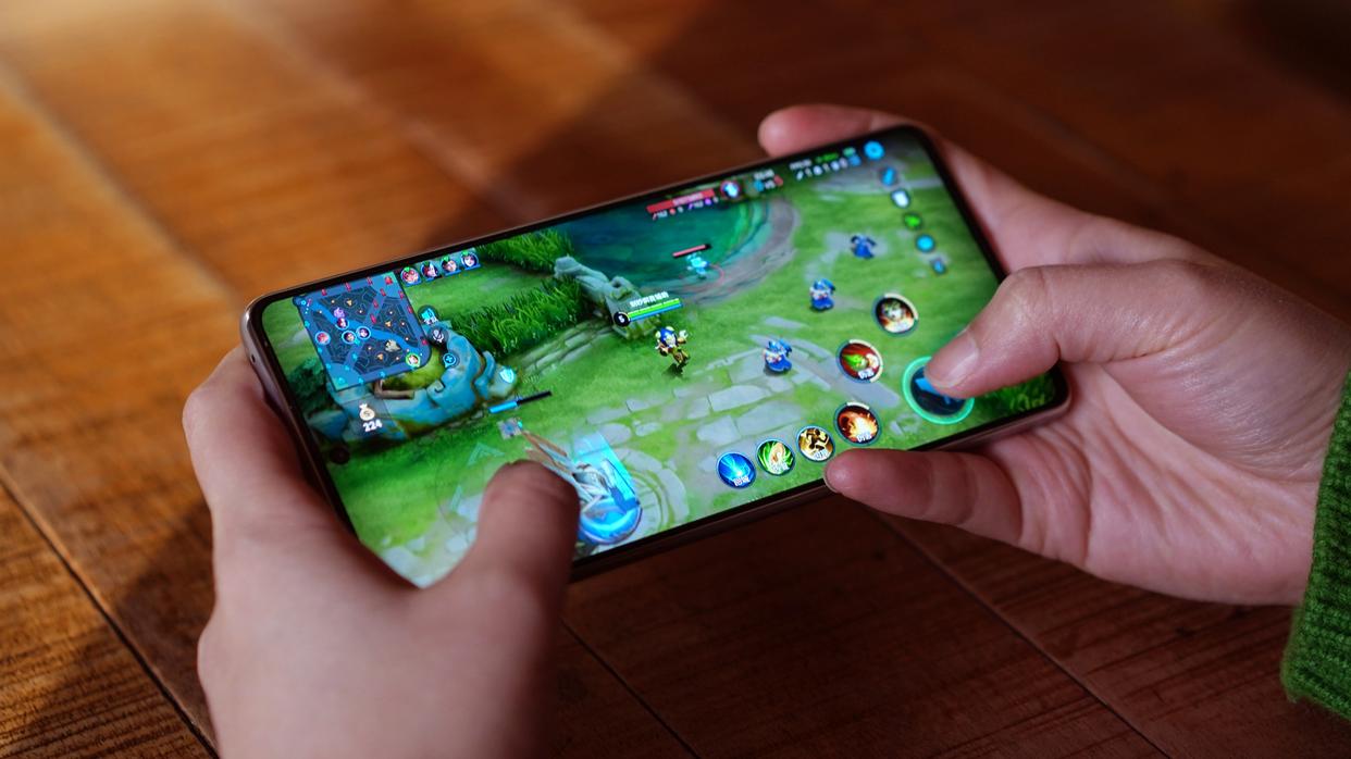 荣耀80gt与一加ace2哪个值得买,一加ace2和荣耀80gt长测对比