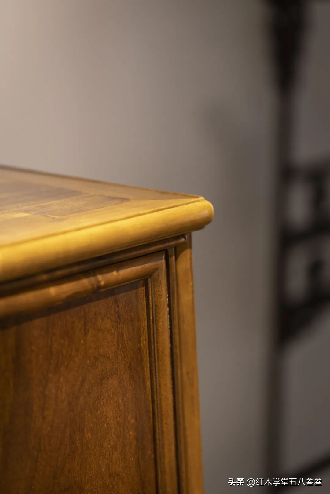 金丝楠圆角柜,金丝楠书房家具