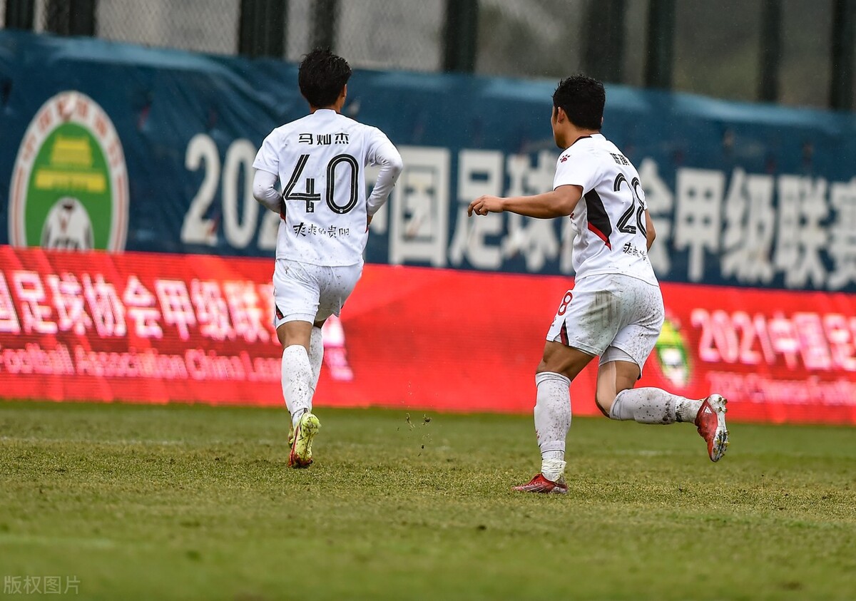 俱乐部有意另起炉灶球员准备起诉*薪讨**贵州恒丰到底还想不想干