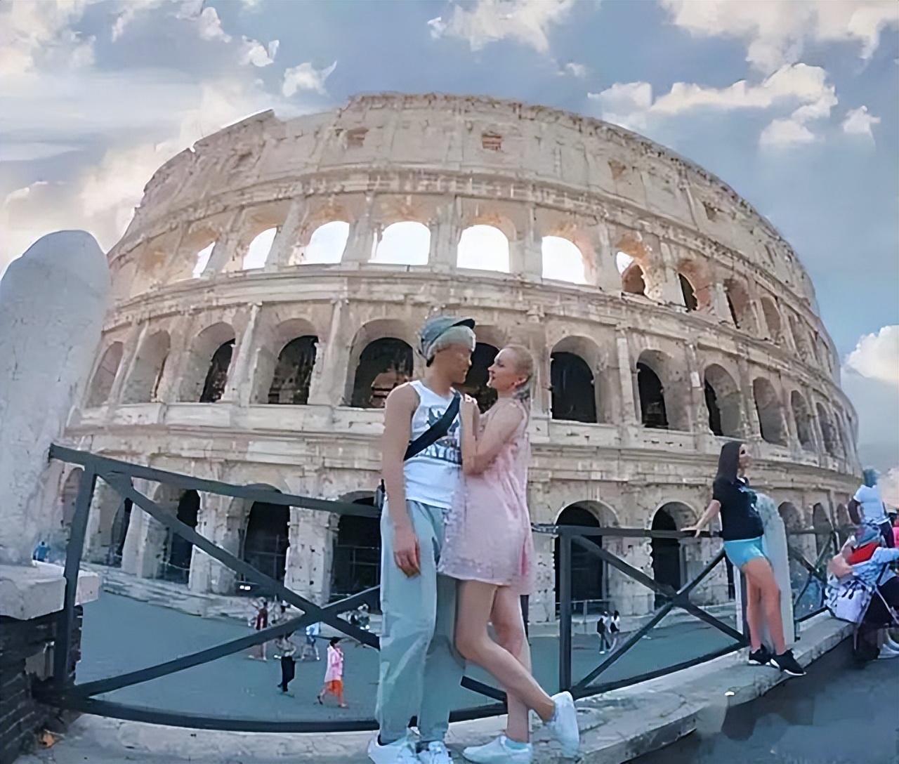 意大利的伯妮与中国婆婆斗智斗勇,意大利超模伯妮个人资料