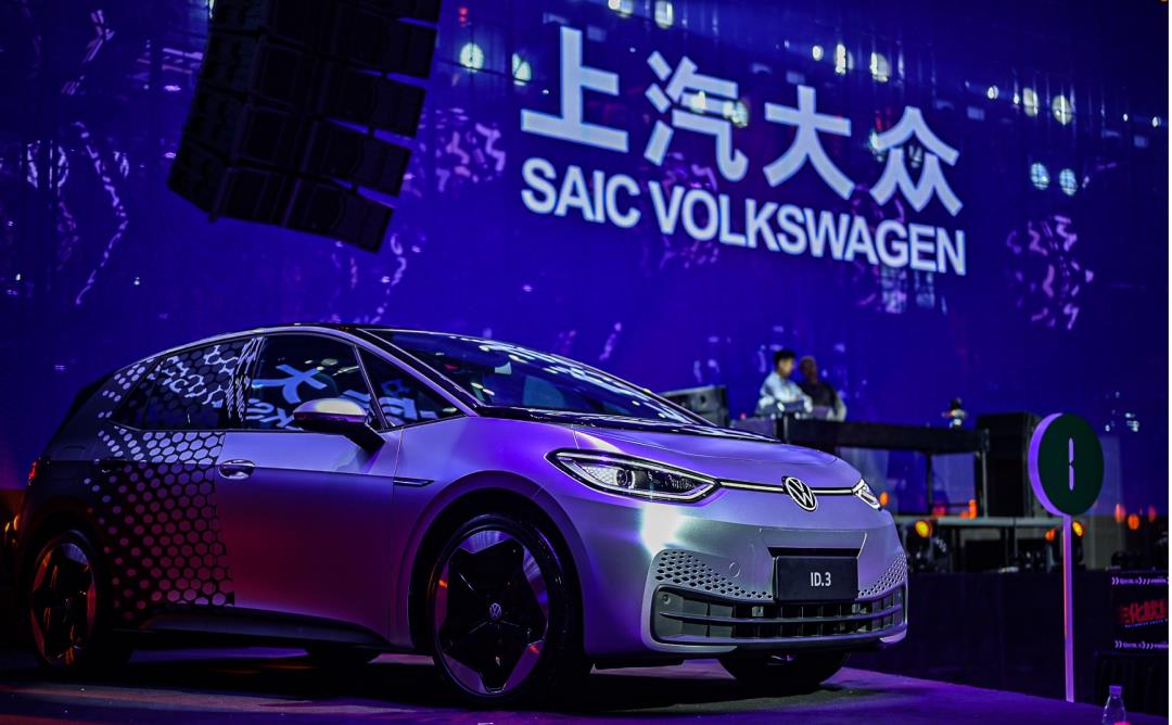 关停、加强考勤、清退三产…合资王者衰落上汽大众职工失去安乐窝