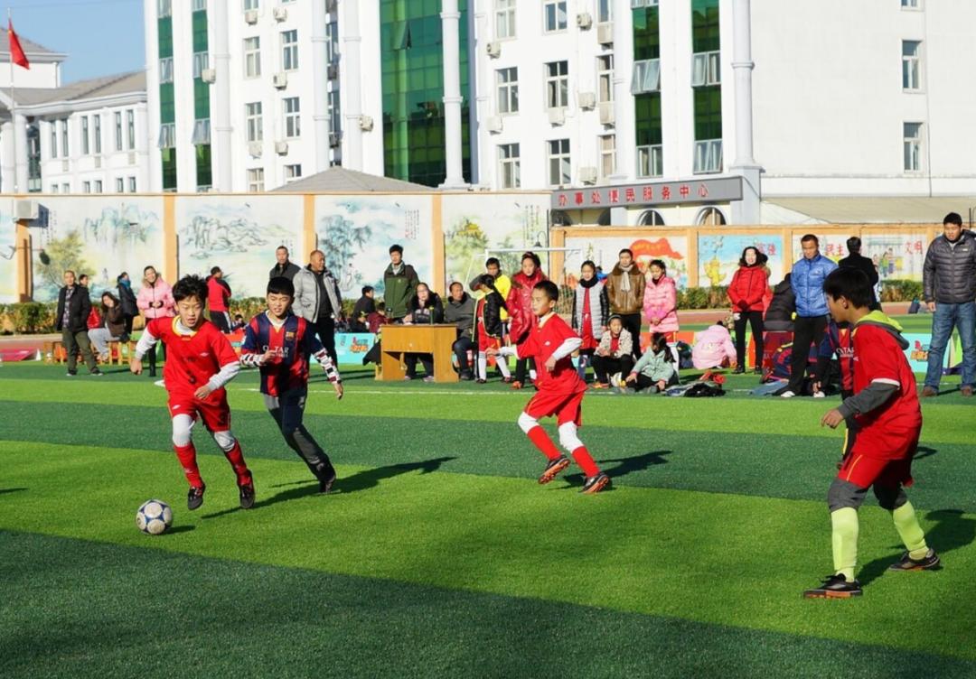 校园足球对中国足球的促进作用,关于中国校园足球发展现状的分析