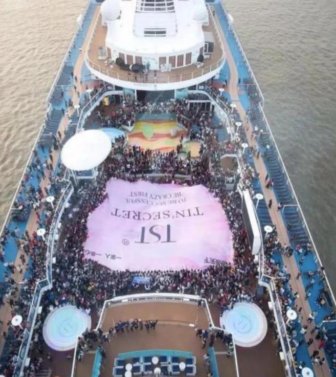 从“万人唾”的郑爽，到张庭夫妇，明星割韭菜的方式越来越丑陋