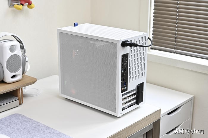 拆解华擎b760m,华擎b760m配合显卡