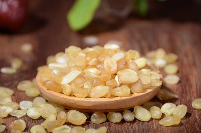 农村这种植物很多人见过却没吃过,农村老农才认识的一种植物