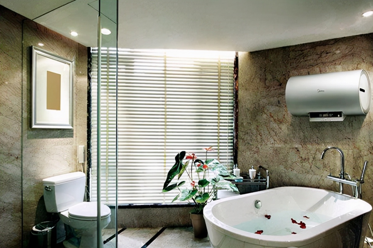 厕所马桶蓄水箱漏水补漏,防水补漏维修卫生间漏水