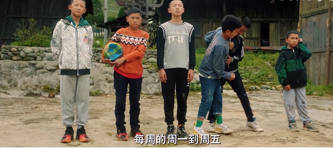 是的,新东方出电影了。请告诉孩子,你的每一滴汗水都算数