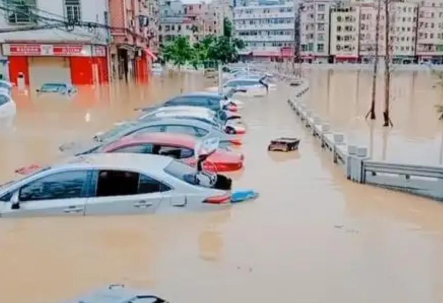 泡水路虎10万一辆，能捡漏吗？内行人：但愿你没选