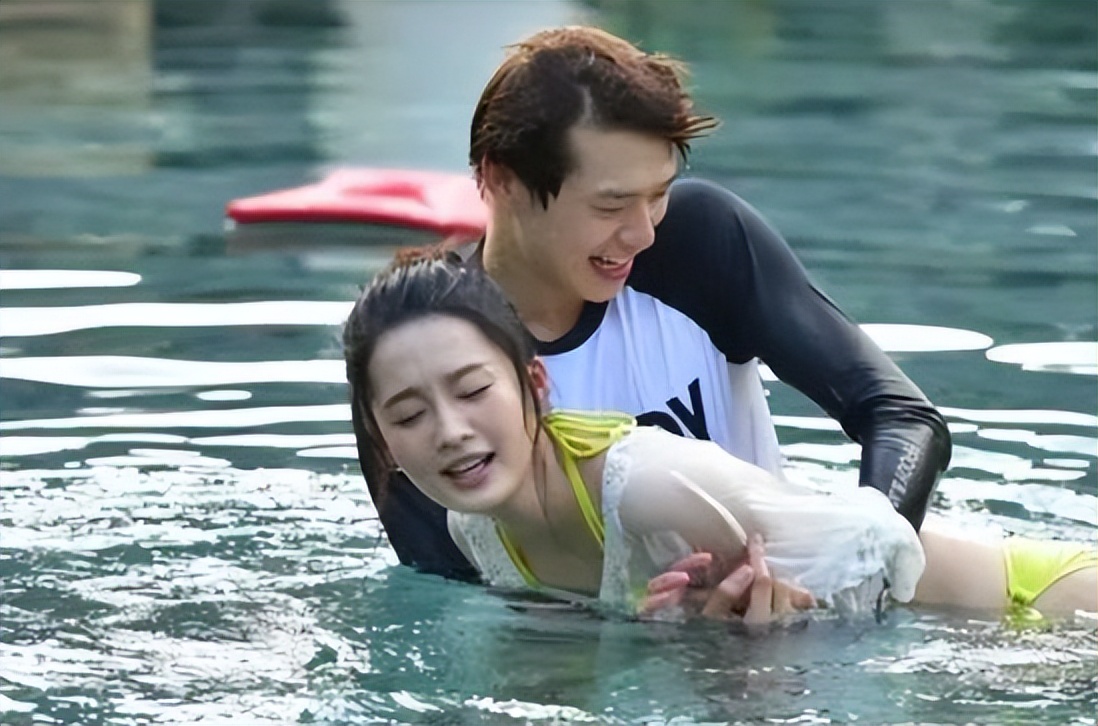 假戏真做的娱乐圈，无数双咸猪手，牺牲了多少女演员的“清白”？