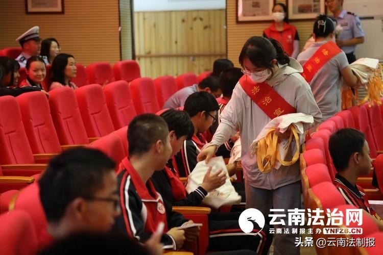 检察机构联合守护未成年人成长,政法系统关爱未成年人