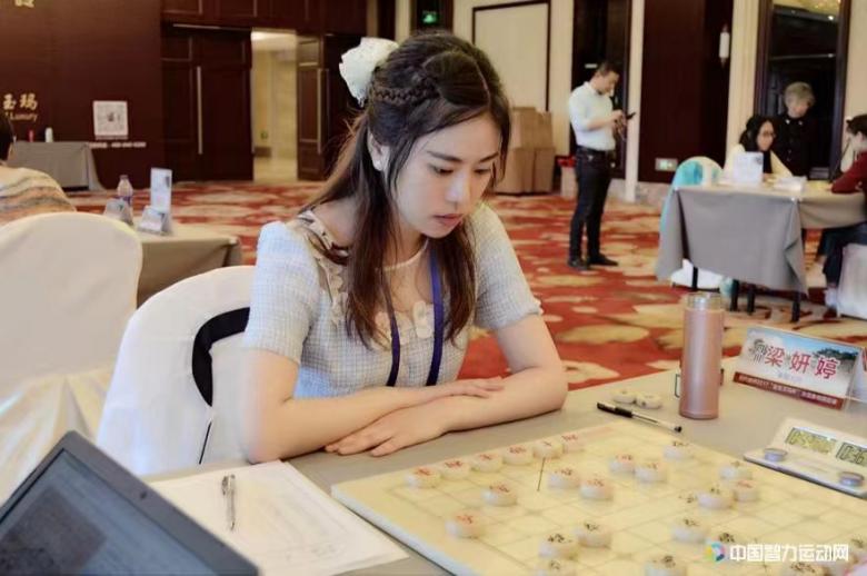 瑞安又一个超牛的女孩！12岁就拿下冠军…好漂亮