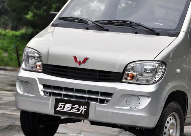 五菱之光1.5新车怎么样,五菱之光1.2t和1.5l哪个动力好省油