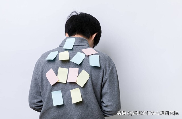 为什么自虐会缓解情绪,如何缓解情绪失控时自虐行为