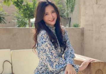 二十几岁姑娘当老年服装模特,29岁女孩做中老年服装模特