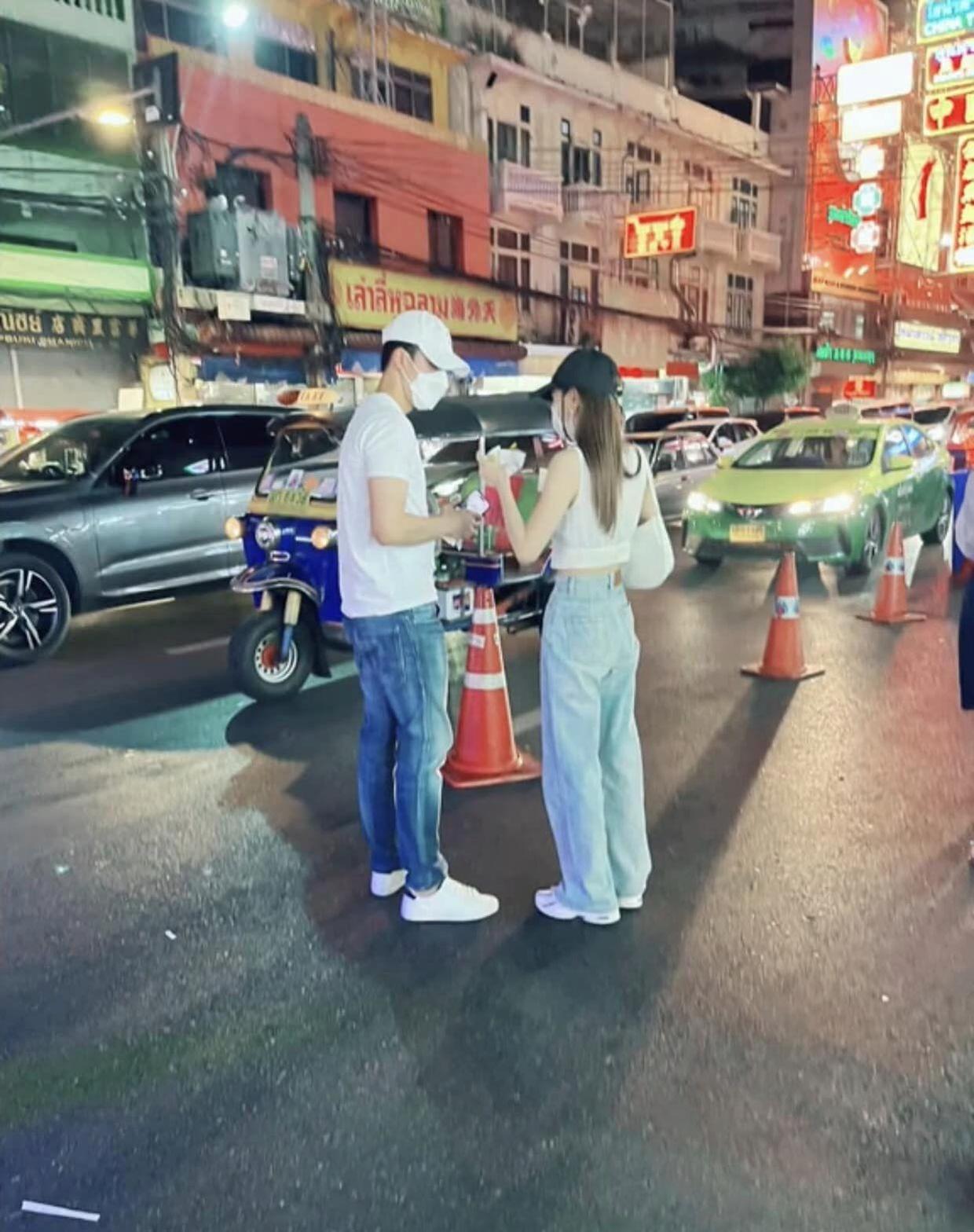 偶像剧照进现实！泰国顶流女星被男演员公开告白，5年友情变爱情