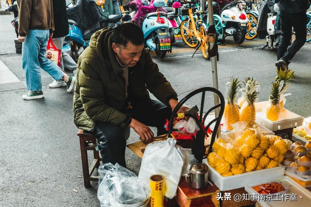 在南京来科巷就三件事：排队、排队、排队！