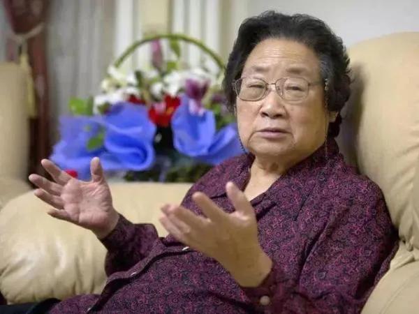 屠呦呦三无院士,屠呦呦一个人的事迹