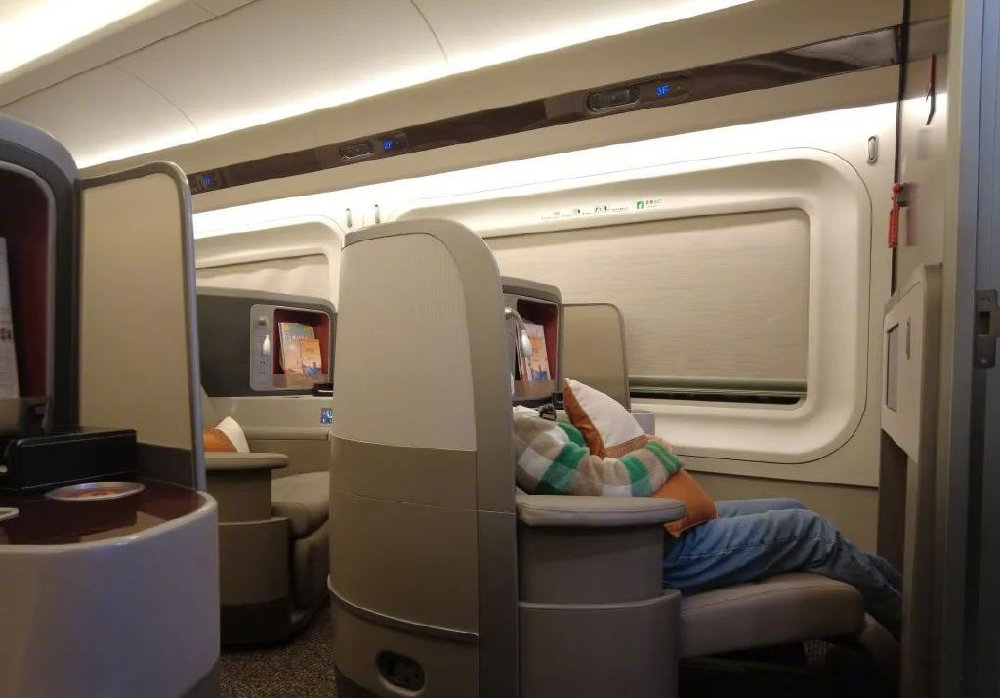 4月3日晚上，就在刚刚，中国传来四条好消息，卫星也能网购了！