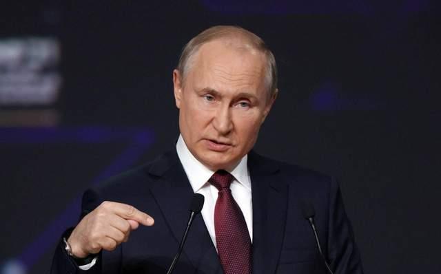 乌克兰盯上俄黄金外汇，2万亿巨额资产，真敢联手西方全吞了？