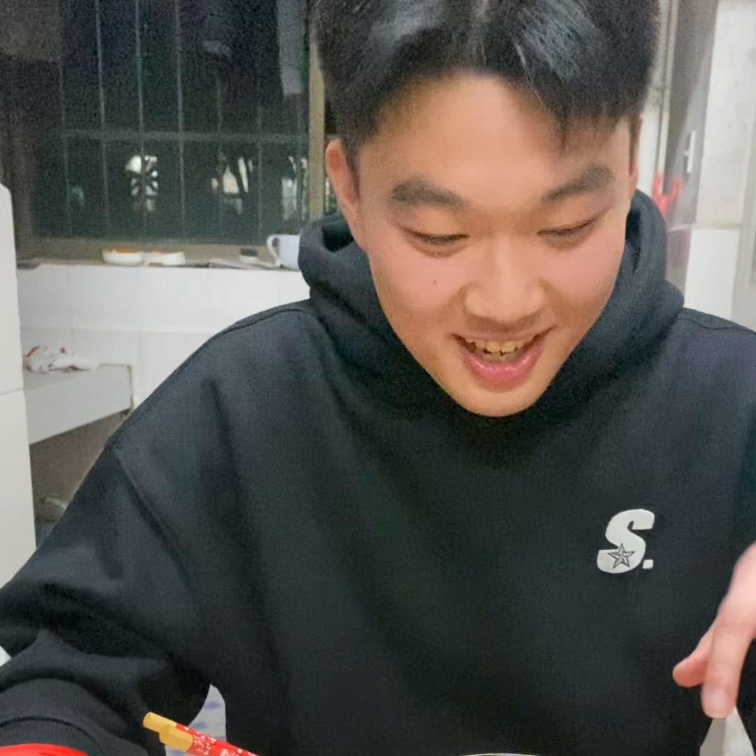 探店憨批多，真假我来说，7元开盲盒