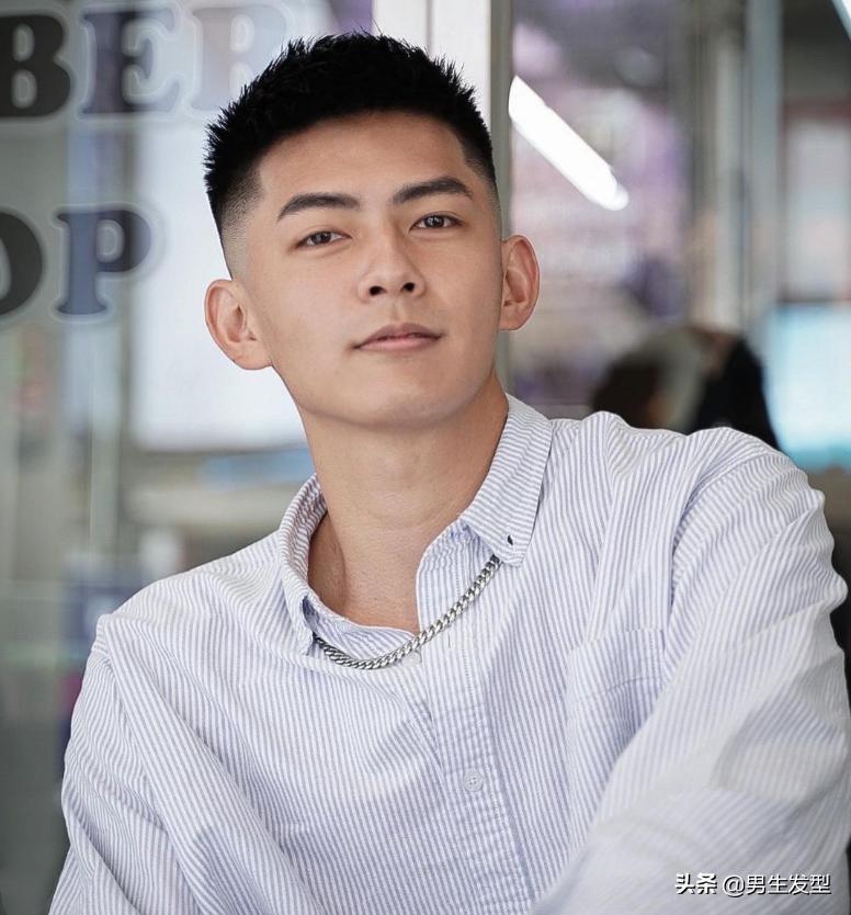 男士个性超短板寸发型教程,中年人板寸发型男2020流行发型