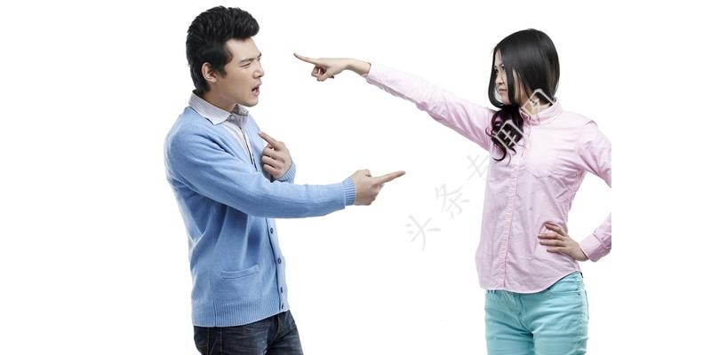 分家时大伯把烂滩地全给我爸，如今这里建高速，大伯肠子都悔青了