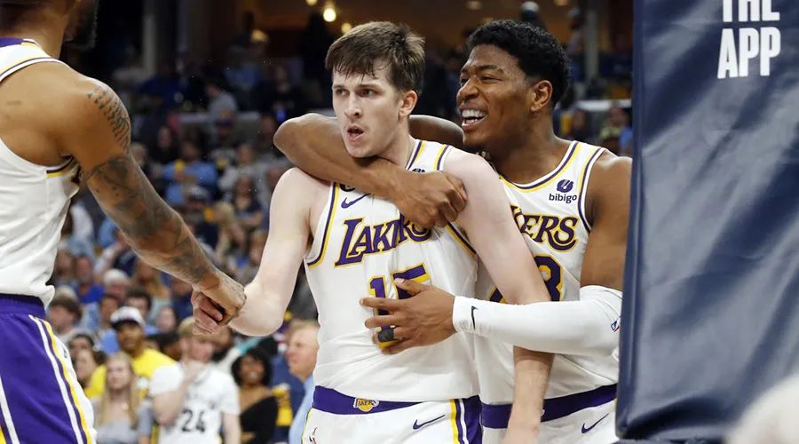 湖人拥有冲击西部第六的机会,湖人补强短板后重回冲冠行列