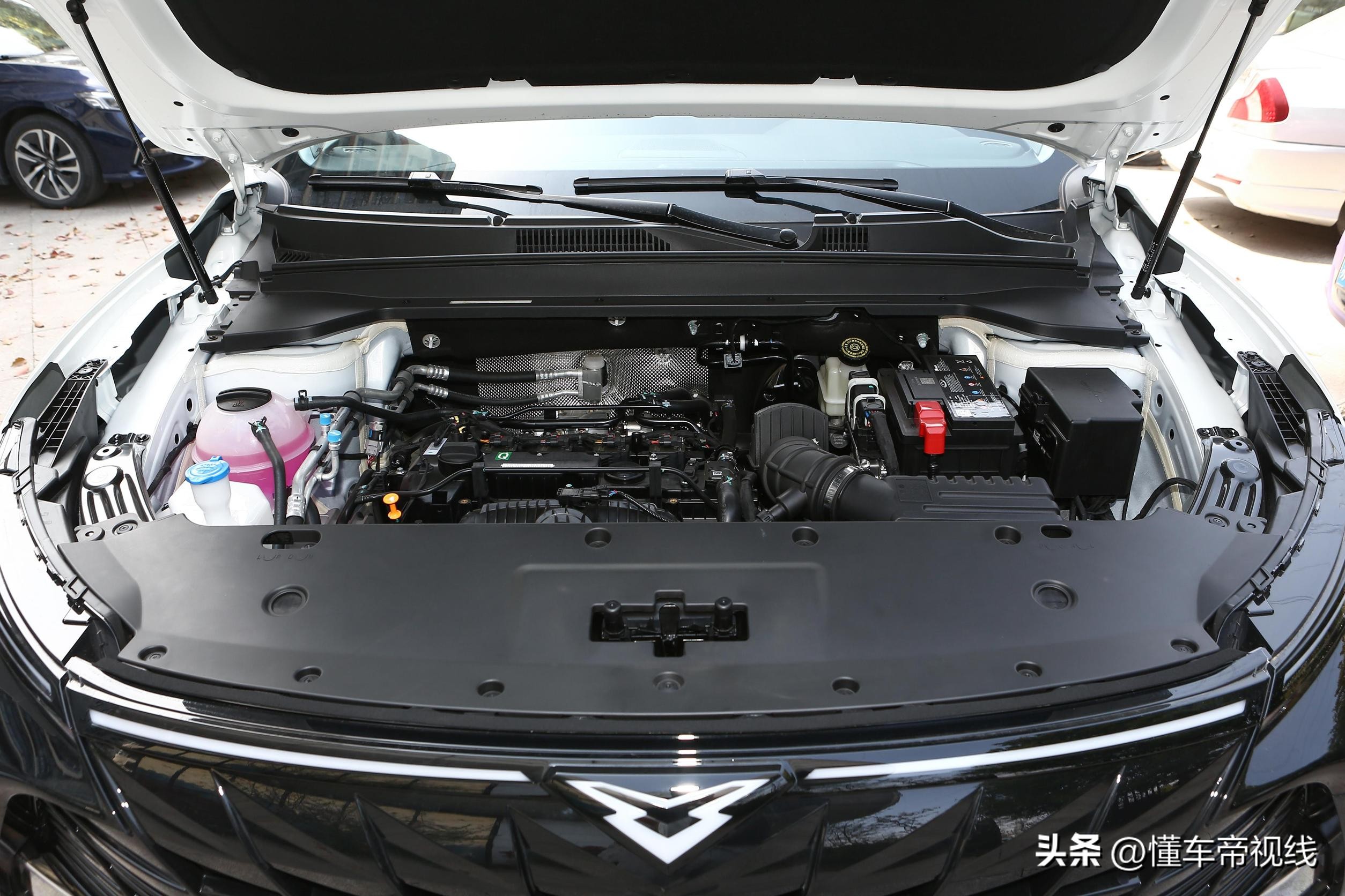 凯翼昆仑300说车,凯翼昆仑300天际版试驾