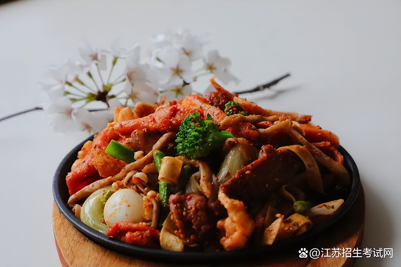 快来打卡各种美食,快来打卡网红美食吧