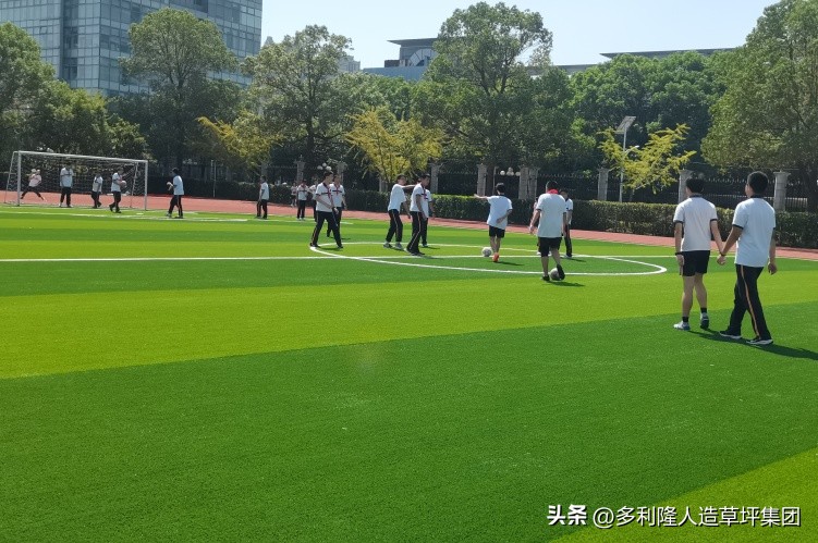 沉浸式体验小学课间,小学运动场地设计