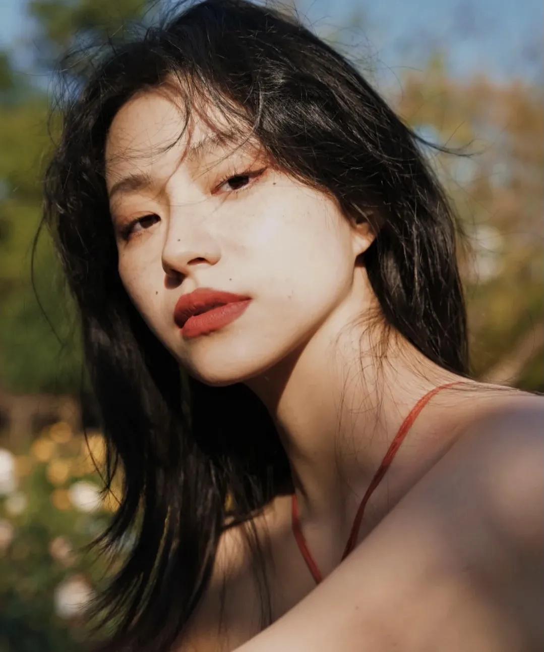 韩国网红宋智雅承认穿假货,宋智雅韩国服饰视频