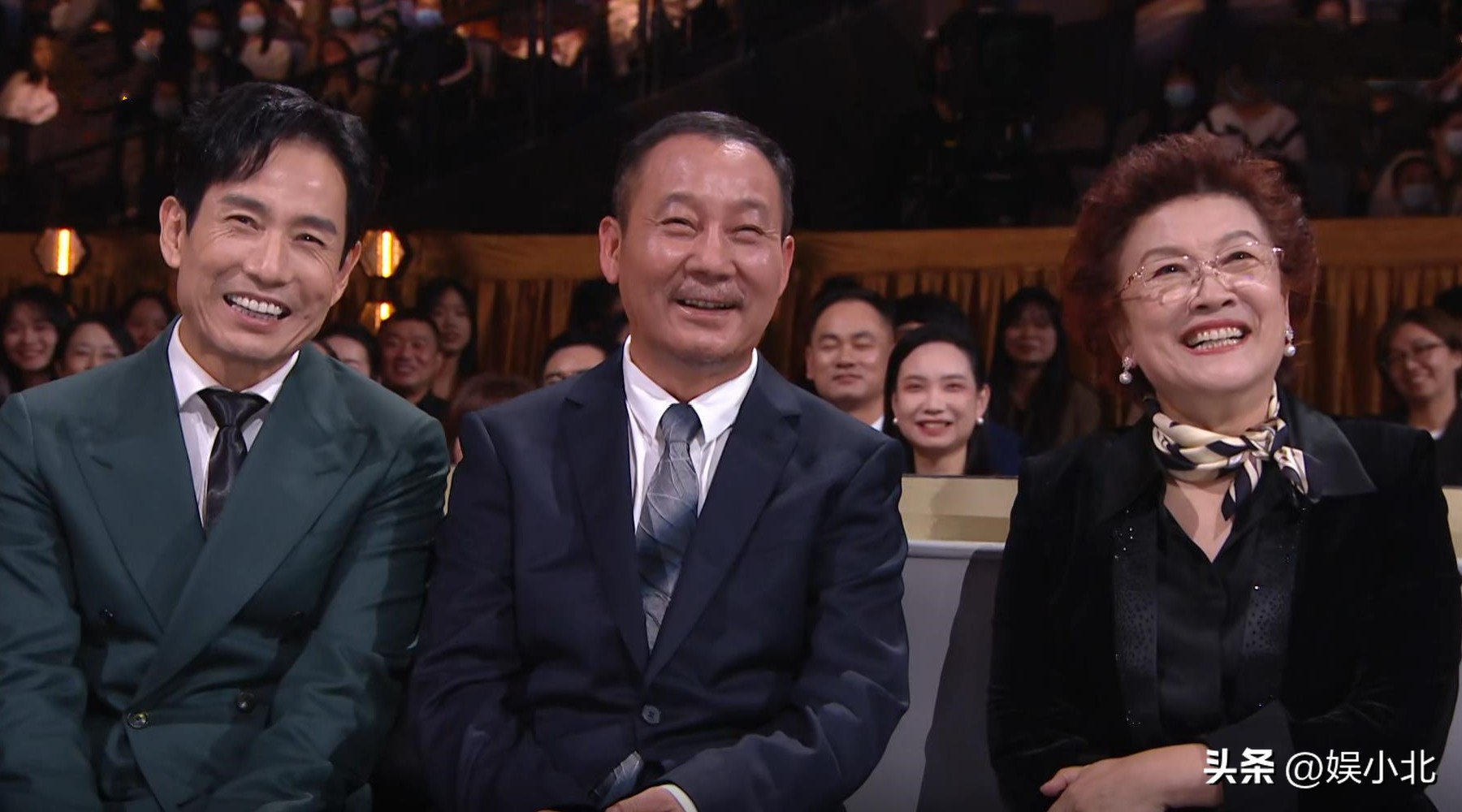 飞天奖与金鹰奖有什么区别,飞天奖在前面还是金鹰奖在前面