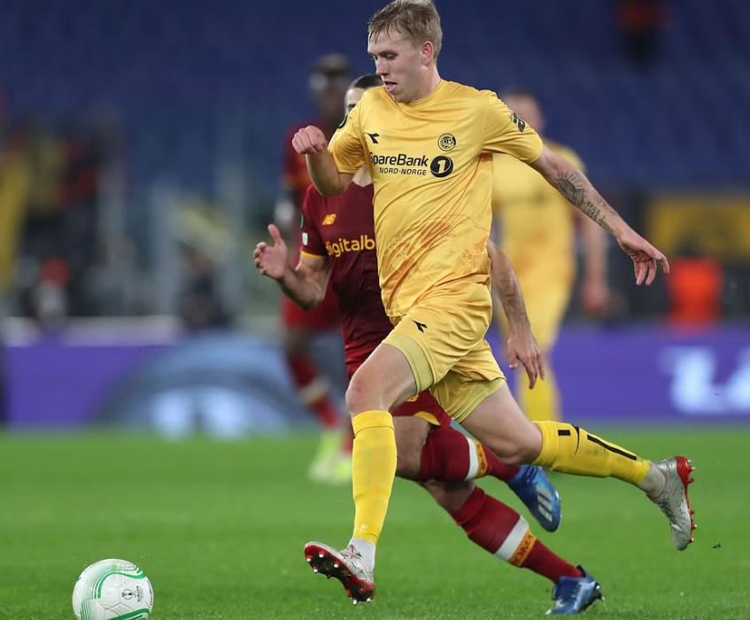 欧冠比赛直播多特,林菲尔德vs博多格林特