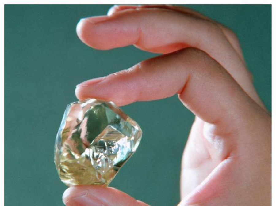 山东姑娘捡到钻石现状,中国10亿钻石下落