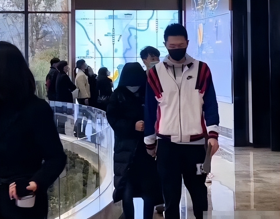 空壳太太张嘉倪,张嘉倪现状秦岚