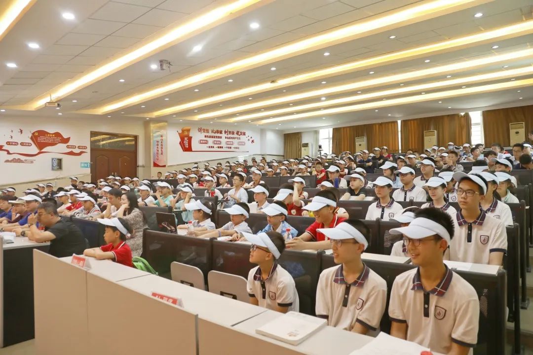 绵外召开第三届全国青少年科教成果大赛四川省区域赛赛前动员大会