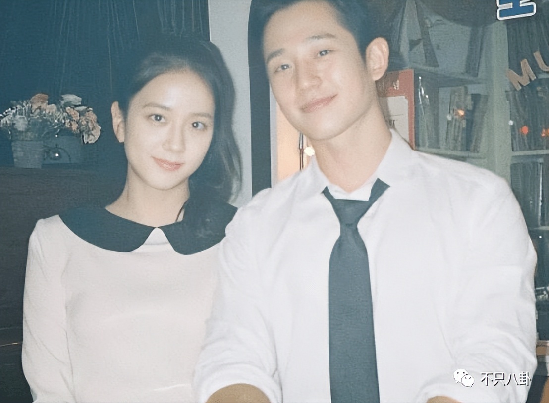 金智秀谈了哪两次恋爱,金智秀真的谈恋爱了吗