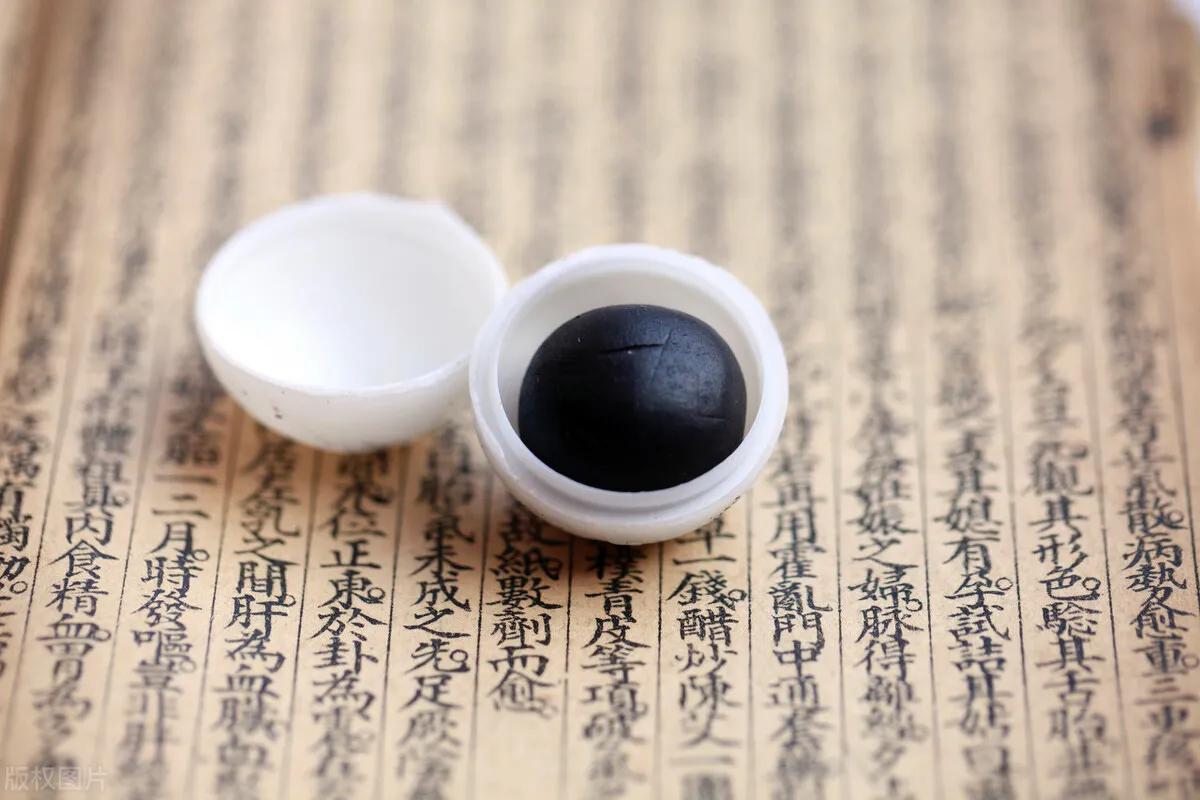 哪些人不宜服用十全大补丸,哪些人不适合服用归脾丸