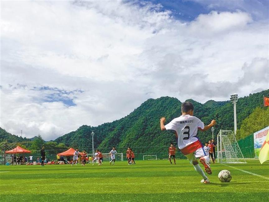 位于秦岭深山处的小山村,秦岭隐秘的山村