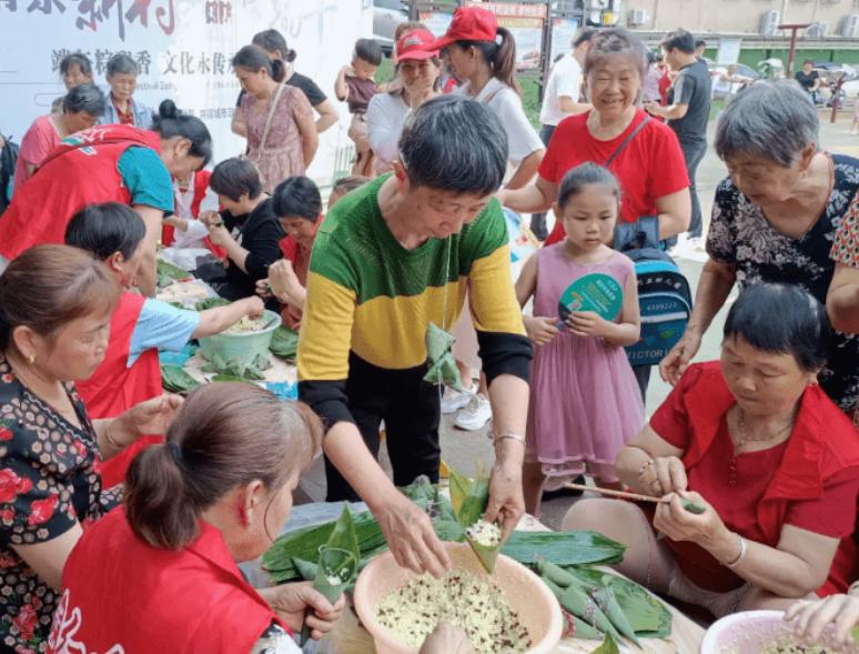 不怕七月鬼就怕端午的水,不怕五月五的水只怕七月半的鬼