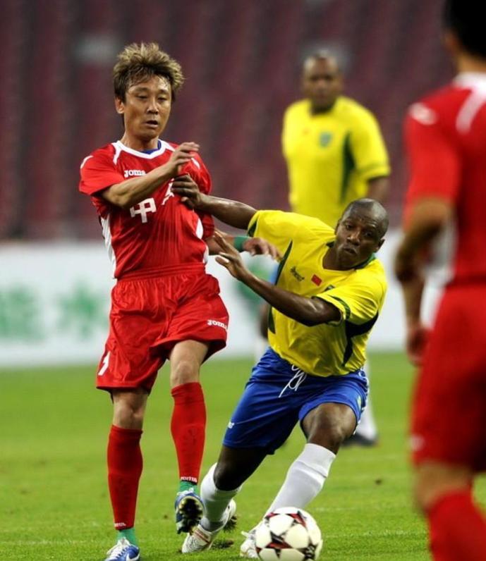 高峰那英分手后高峰怎么样,那英和高峰为啥分手