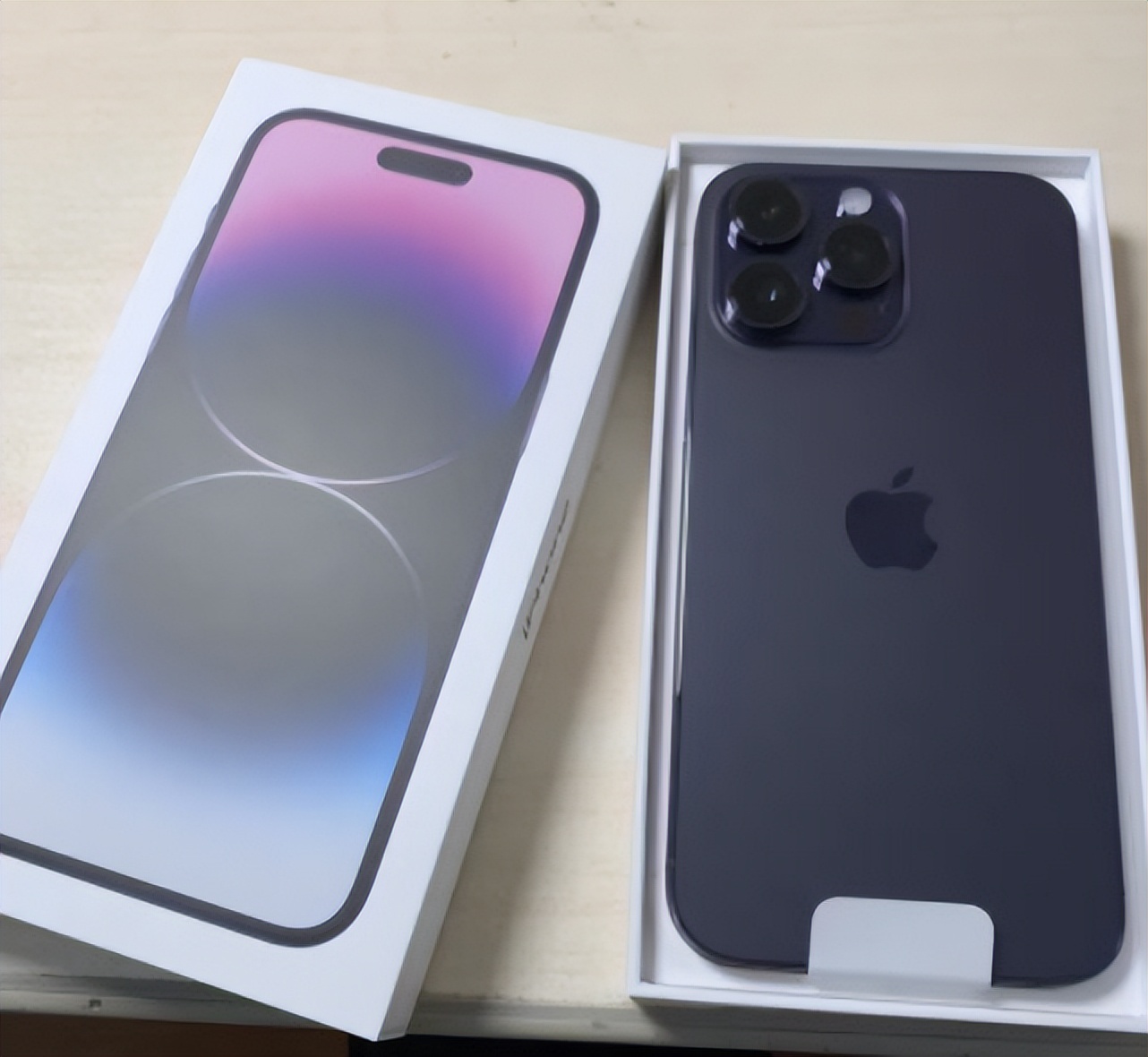 想入手个苹果手机预算不高推荐,想入手iphone选什么比较好