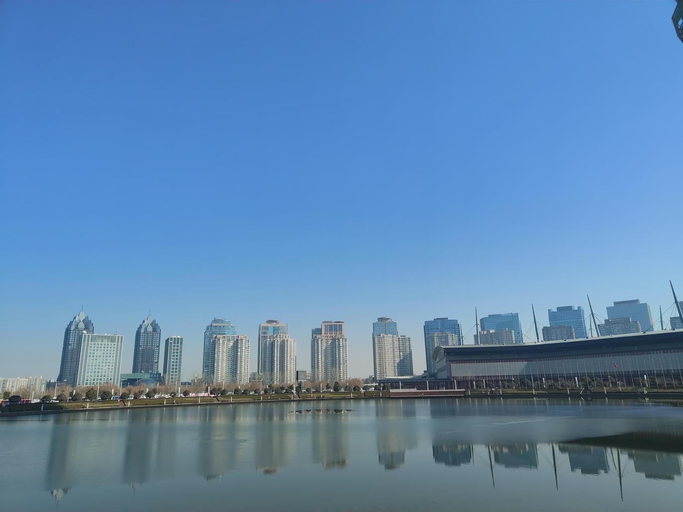 真我gtneo2t和真我gtneo闪速版,真我gtneo5将搭载240w快充