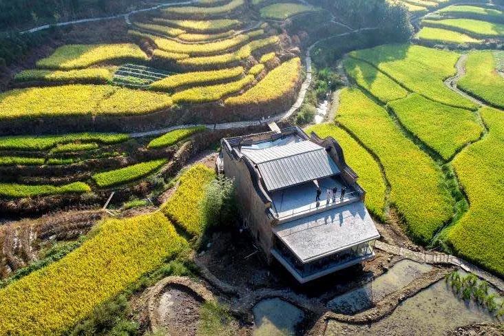 海美、小吃巨好吃！这个神还原游戏世界的小城，不该这样被埋没！