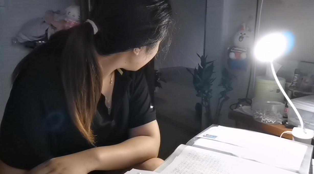 男朋友进过看守所值得继续交往吗,男友进看守所会经历什么